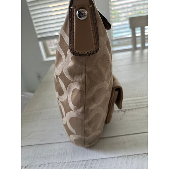 Coach Light Taupe Turnlock Canvas Shoulder Bag - Picture 5 of 11